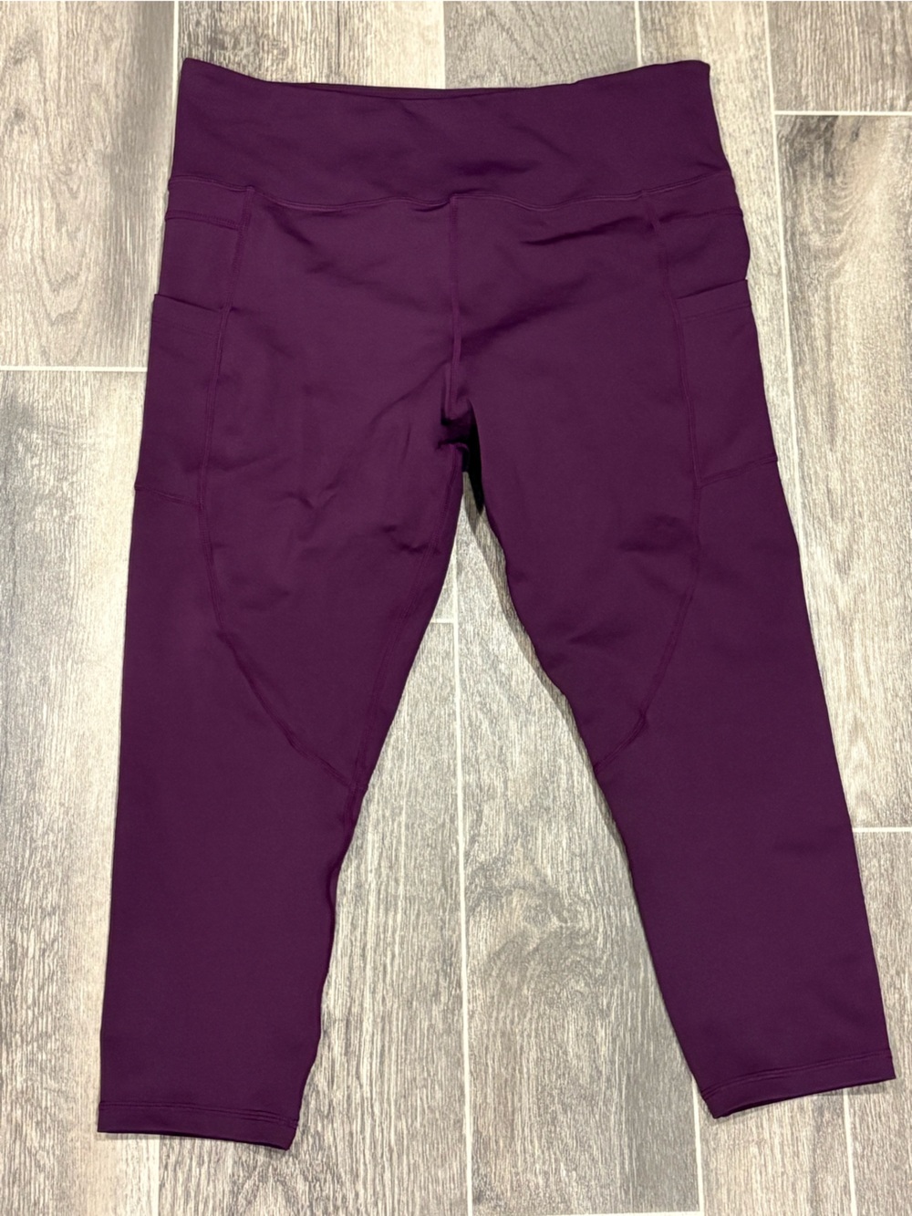 High-Waist Purple Active Crop Performance Leggings